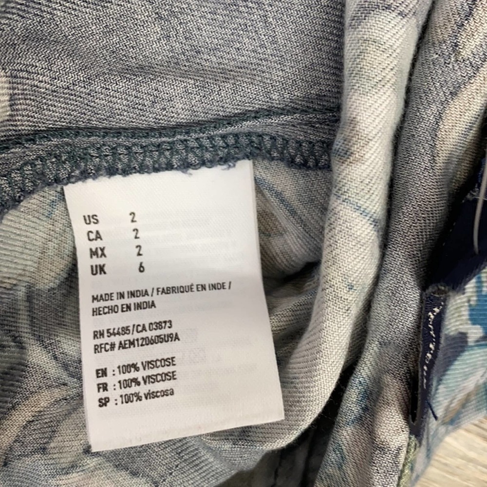 American Eagle Blue Floral Skirt 2 - Picture 7 of 11